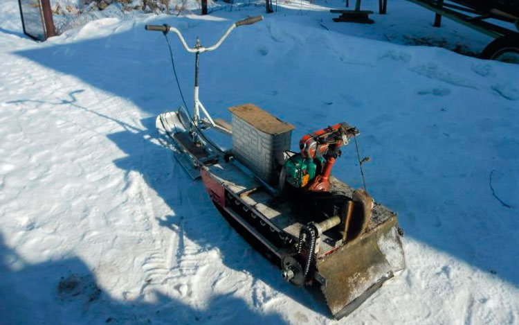 Как сделать снегоход из бензопилы?