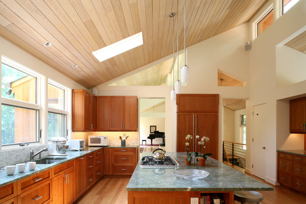 Какой потолок лучше сделать на кухне (56 фото) своими руками, чем покрасить, отделать: инструкция, фото и видео-уроки