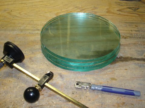Как отрезать каленое стекло – простыми словами о сложном процессе. как разрезать каленое стекло в домашних условиях как отрезать каленое стекло