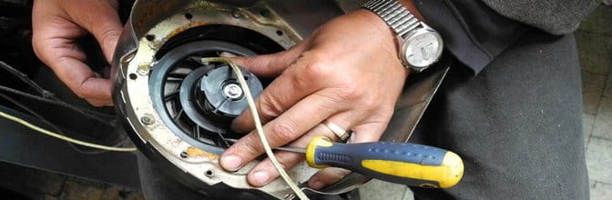 Как заменить шнур стартера бензокосы