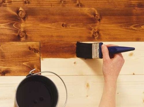 Как правильно покрасить изделие из дерева: какой лучше краской, технология