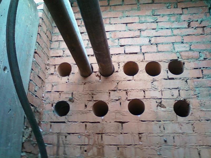 Как сделать отверстия под трубы в стене – инструменты и правила выполнения работ