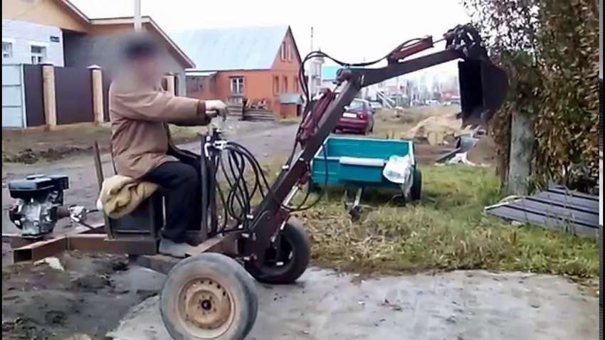Экскаватор на базе мотоблока своими руками