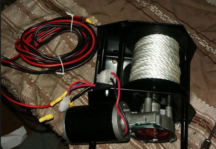 Лебедка электрическая 12v своими руками из стартера, из шуруповерта, самодельная в гараже