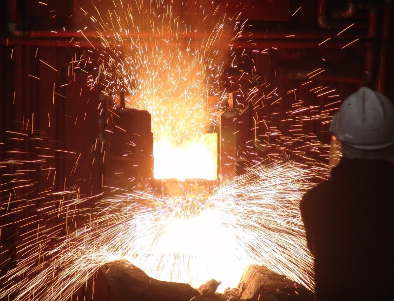 Получение металлов в промышленности: добыча, обработка, оборудование
